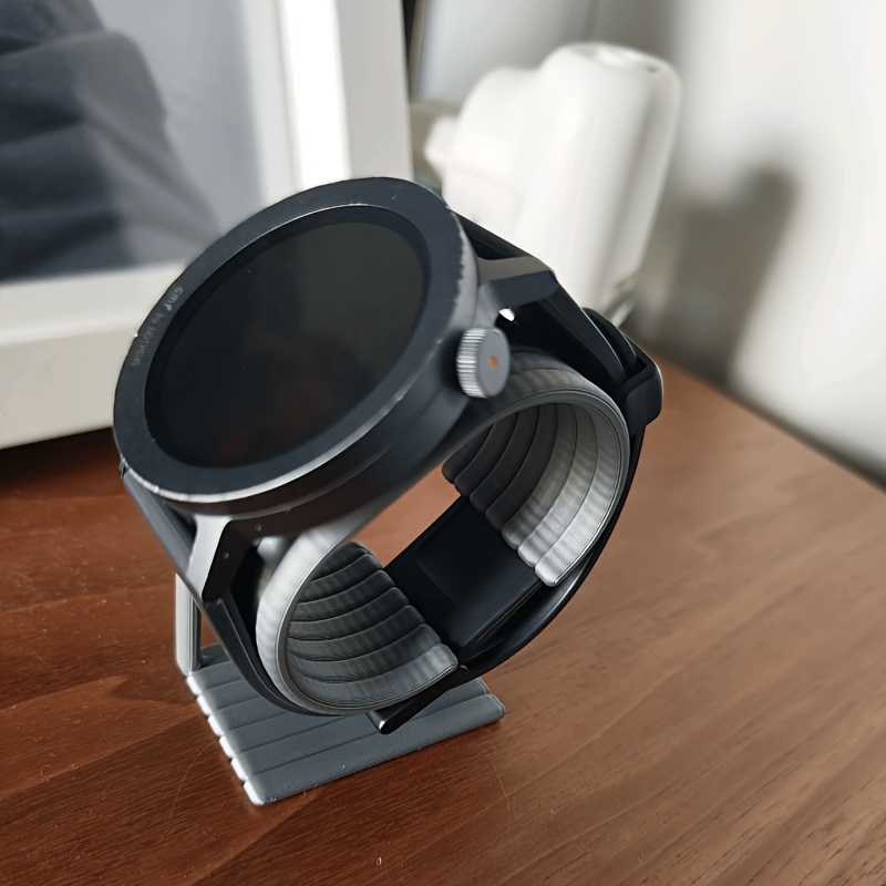 Jewels On Watches - حامل عرض ساعات بتصميم بسيط، منظم