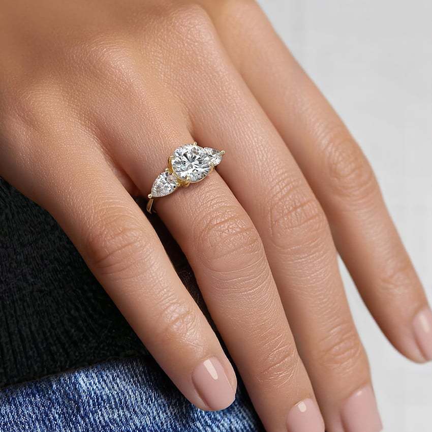 خاتم فضة إسترليني مخصص من MUSH - مراجعة Moissanite Ring وسعره