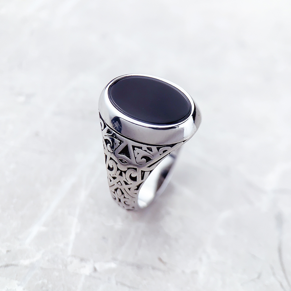 خاتم Signet بيضاوي أسود على ال - مراجعة Mens Signet Ring وسعره