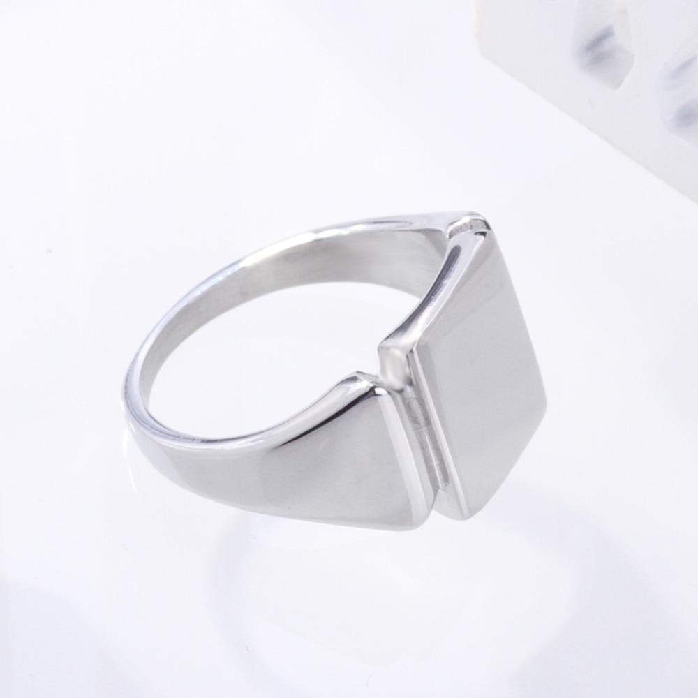 الروح الرجال التيتانيوم الصلب  - مراجعة Mens Signet Ring وسعره