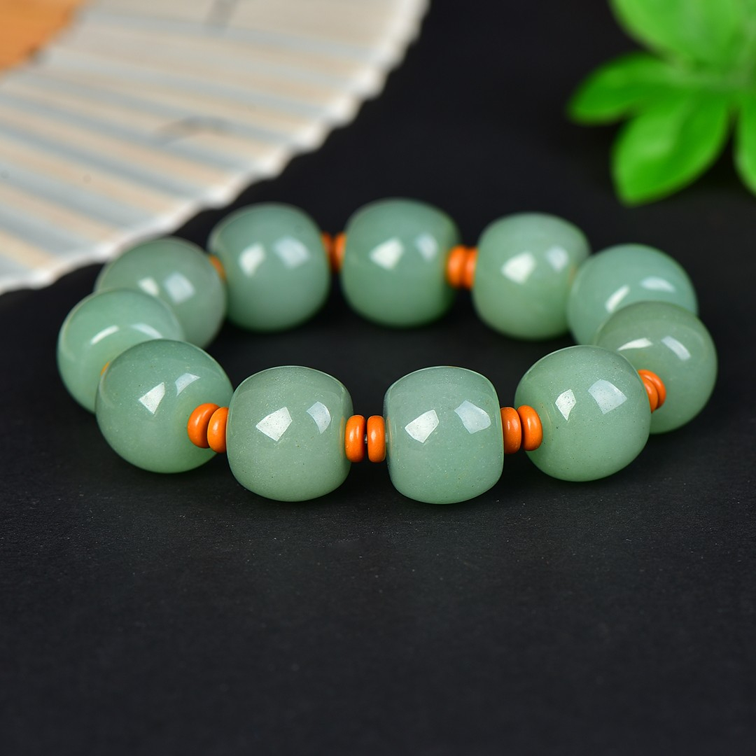 سوار من اليشم الطبيعي من ميانم - مراجعة Gemstone Bracelet Healing وسعره