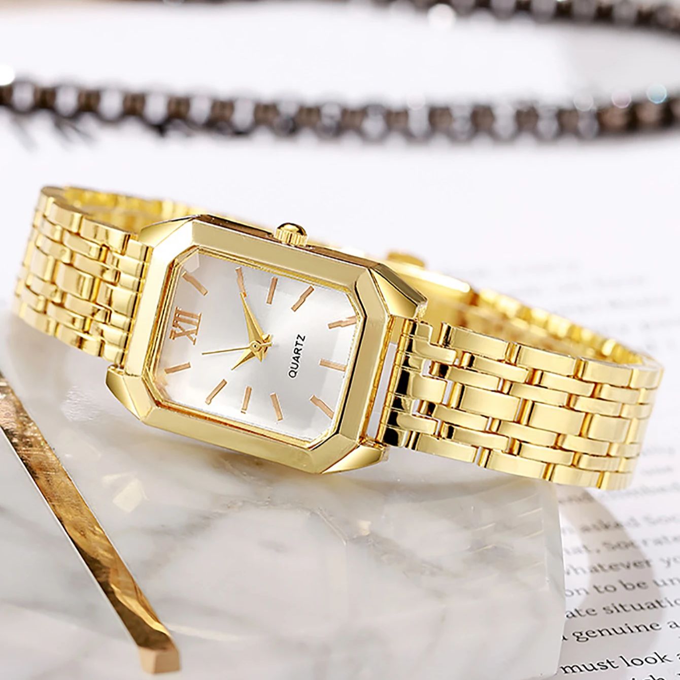 طقم ساعة كوارتز مدمج للسيدات و - مراجعة Jewelry Box Watches Bracelets وسعره