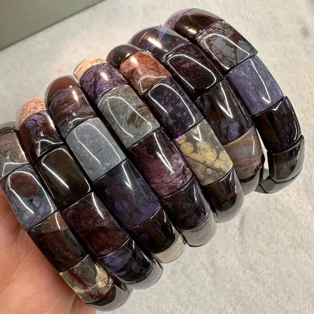 AAA الطبيعية Sugilite سوار 10* - مراجعة Gemstone Bracelet Healing وسعره